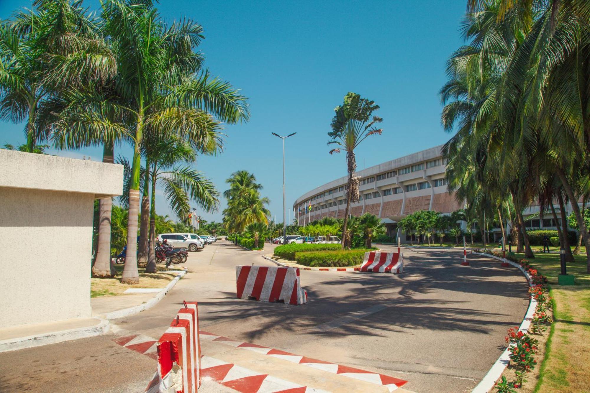 Hotel Sarakawa Lomé Exterior foto